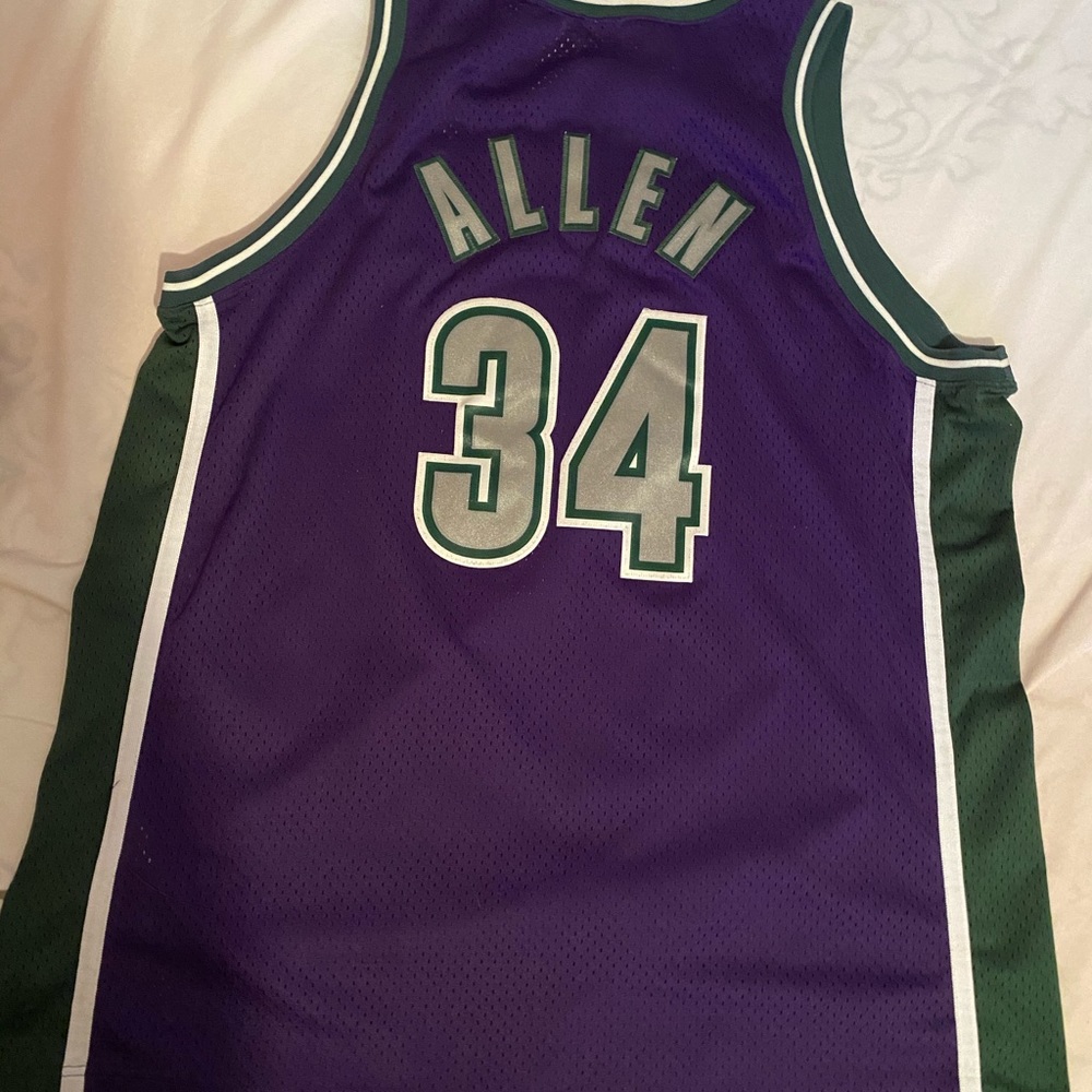 Ray Allen Milwaukee bucks jersey